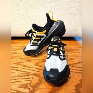 Adidas Womens' Ultra Boost Gore Tex Sneakers